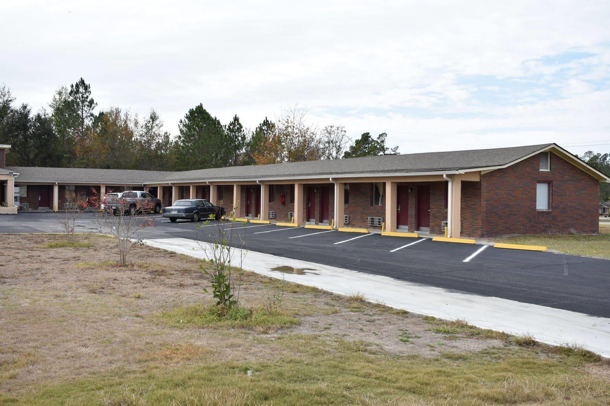 Rodeway Inn Swainsboro Exterior foto
